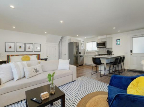 Fairfield Estate Coach House - 30-Day Stay, steps from Cook Street Village by Victoria Prime!